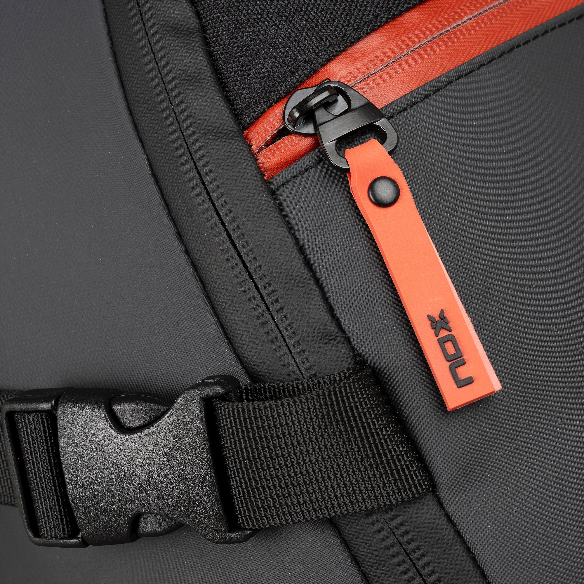 Nox Luxury Open Series Black/Red backpack